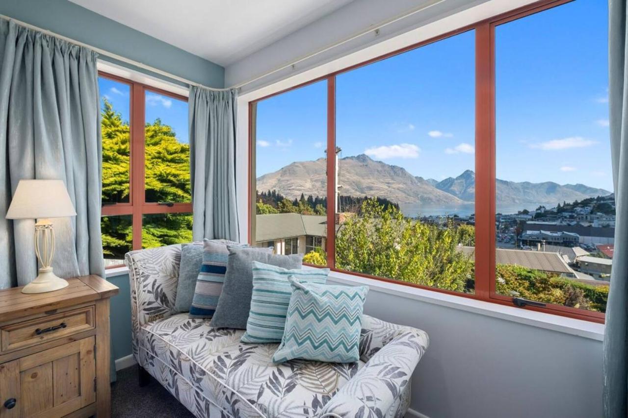 Magnificent Apartment With Great Views! Queenstown Bagian luar foto