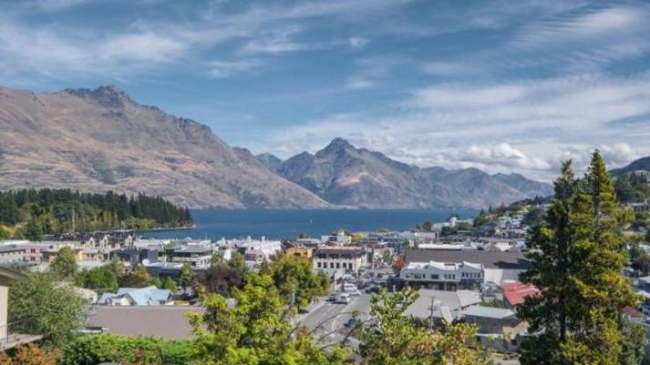 Magnificent Apartment With Great Views! Queenstown Bagian luar foto